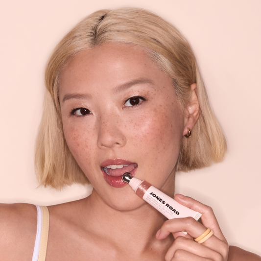 LIP RECHARGE - US 0142