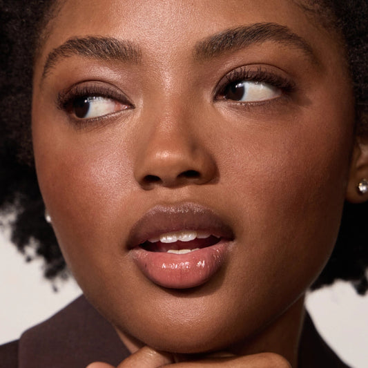 MINIMALIST DEFINING MASCARA - US 9436