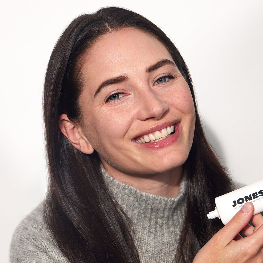 JUST ENOUGH TINTED MOISTURIZER - US 7992