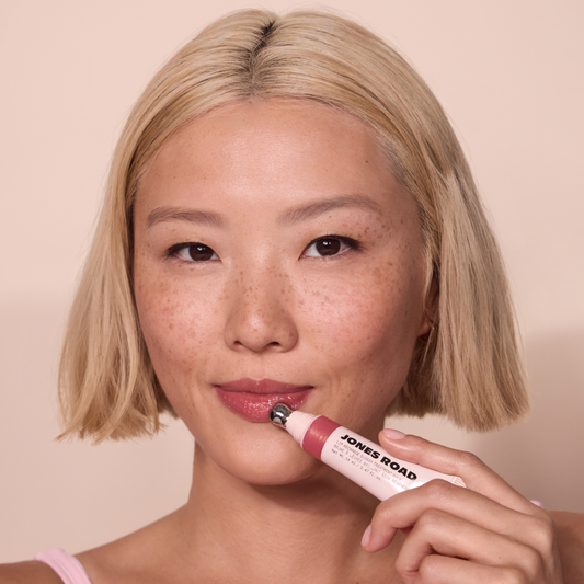LIP RECHARGE - US 1675